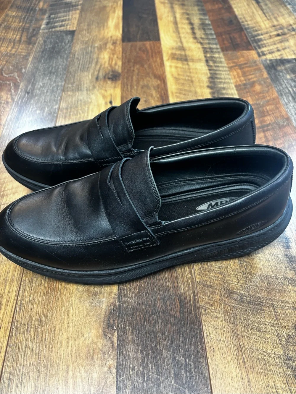 MBT Men's Asante 7 slip-on dress shoes, nappa leather, rocker bottom, size 10